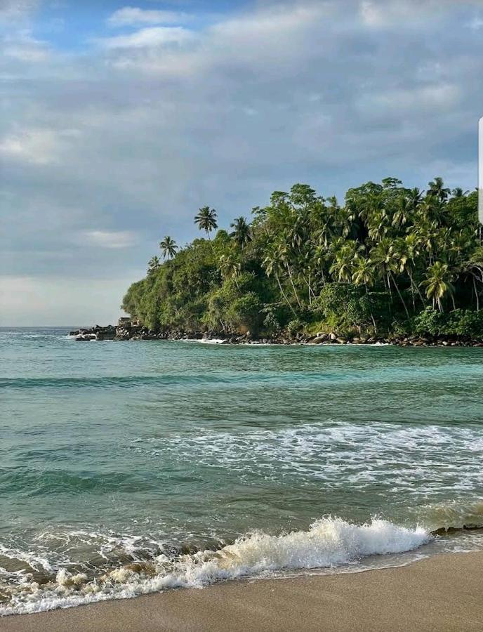 Sea Waves hiriketiya Hotel Dikwella Bagian luar foto